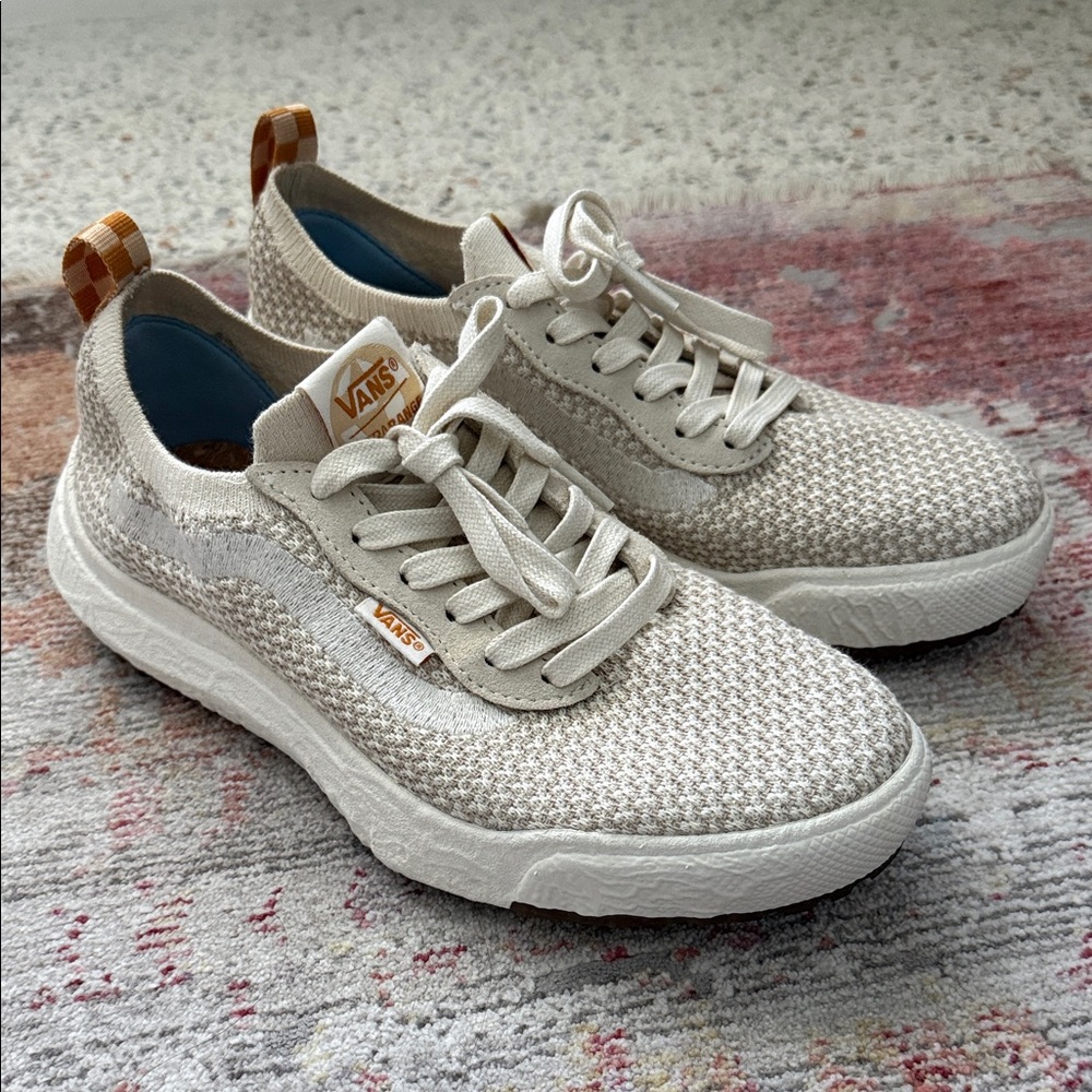 Vans Cream Knit Low-Top Sneakers
